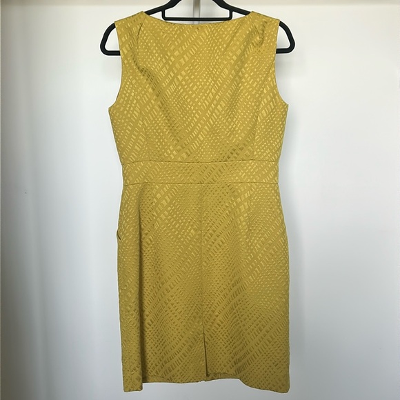 TAHARI ASL Women’s Zip Front Sheath Dress Size 8 P Mustard Gold - Picture 4 of 16